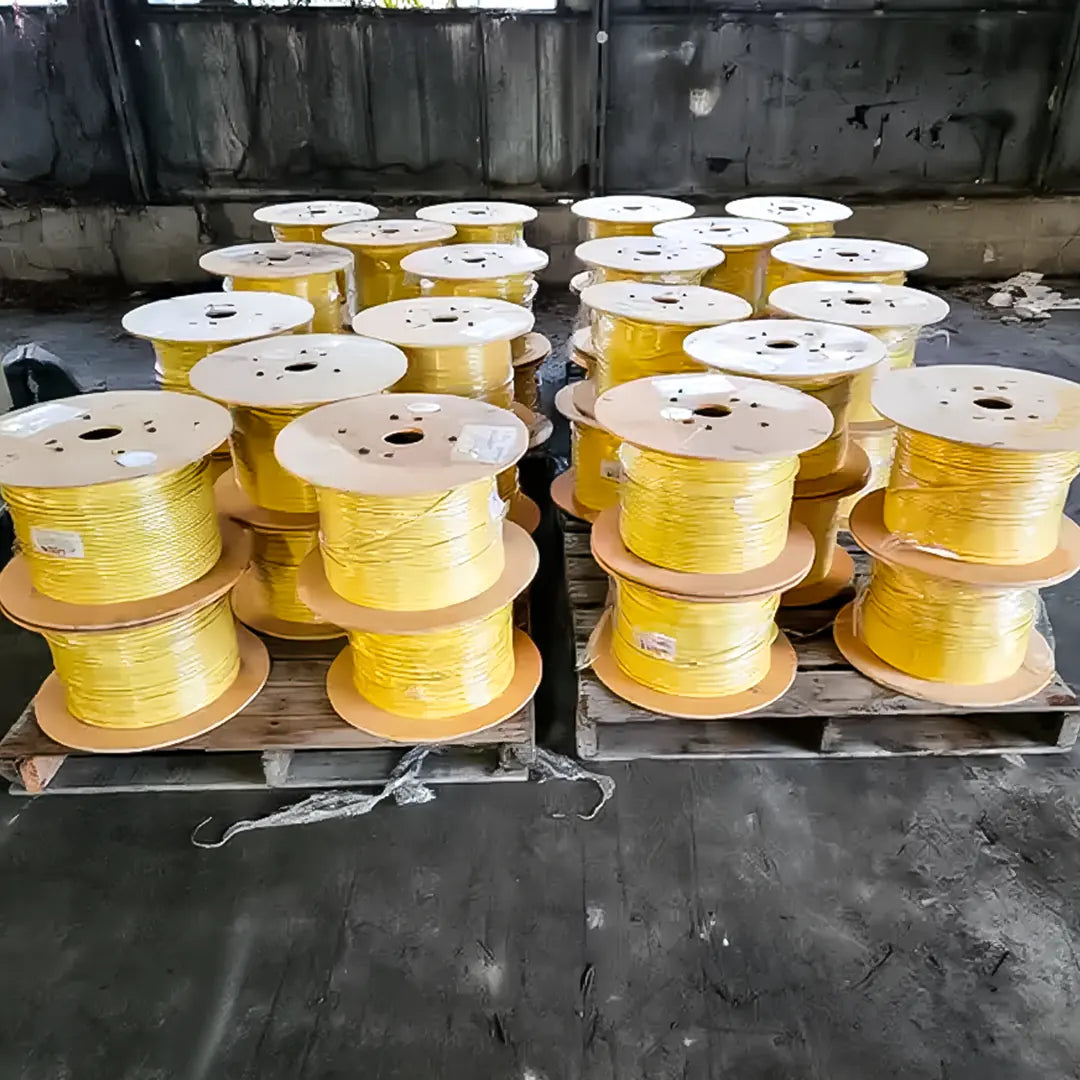 Superior Essex Cat6 Plenum 6T-272-2B F/UTP 23AWG 500MHz 1000ft Ethernet Cable